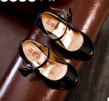 Load image into Gallery viewer, Bekanille Girls Leather Shoes Autumn Bowtie Sandals 2019 New Children Shoes High Heels Princess Sweet Sandals For Girls SZ107